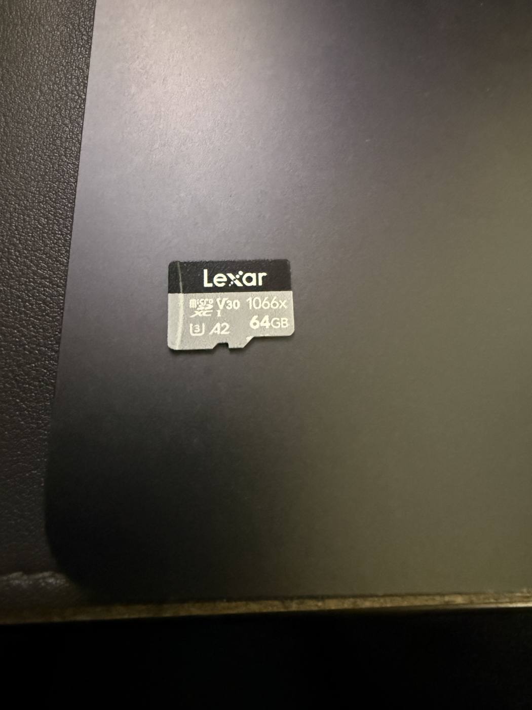 Нужна карта microSD